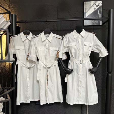 2026年3月21日入荷早春新作Burberry女性用ファッ...