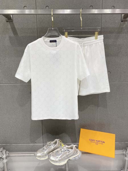 2026年3月23日入荷新作Louis Vuittonスーツ...