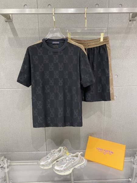 2026年3月23日入荷新作Louis Vuittonスーツ...