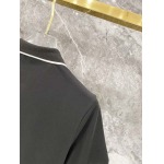 2026年3月25日入荷新作MiuMiu半袖 tシャツ 超厳選★高級品/誕生日プレゼント/OM工場