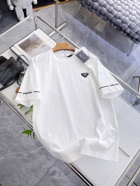 2026年3月28日入荷新作Prada半袖Tシャツ春夏高品質...