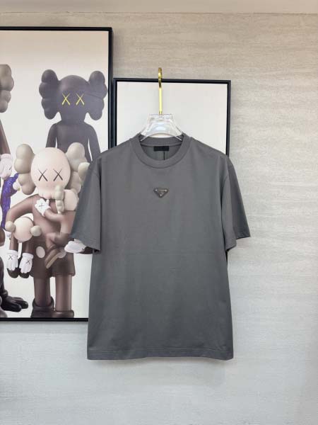 2026年3月28日入荷新作Prada半袖Tシャツ春夏高品質...