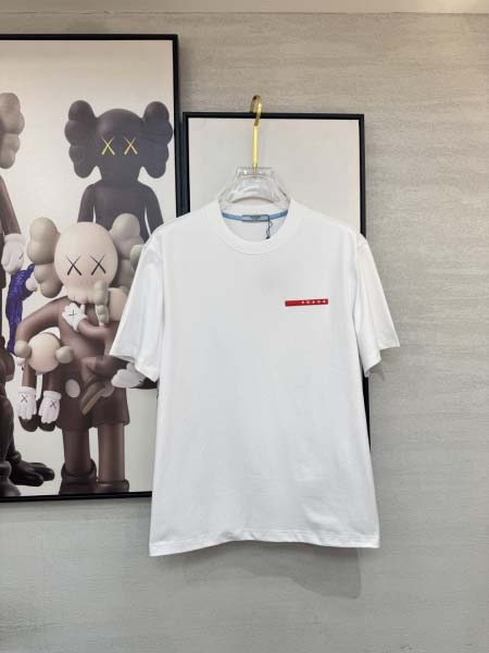2026年3月28日入荷新作Prada半袖Tシャツ春夏高品質...