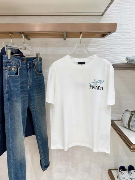 2026年3月28日入荷新作Prada半袖Tシャツ春夏高品質...