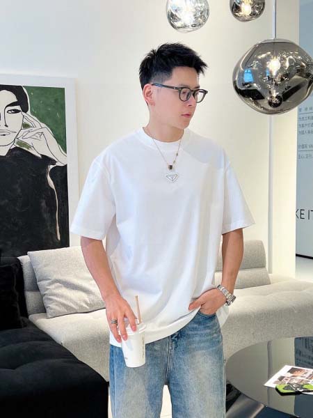 2026年3月28日入荷新作Prada半袖Tシャツ春夏高品質...