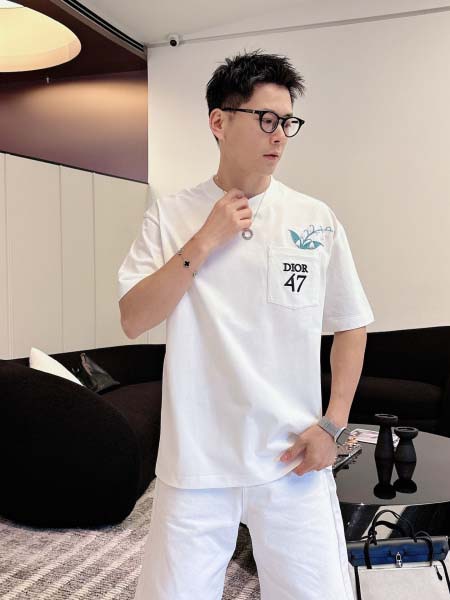 2026年3月30日入荷新作Dior半袖Tシャツ春夏高品質超...