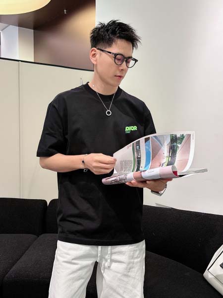 2026年3月30日入荷新作Dior半袖Tシャツ春夏高品質超...