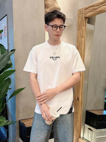 2026年3月31日入荷新作Prada半袖Tシャツ春夏高品質...