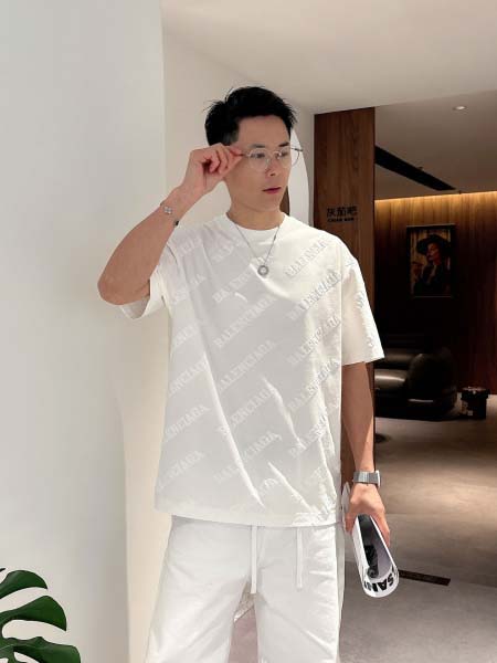 2026年3月31日入荷新作Balenciaga半袖Tシャツ...