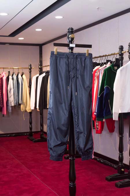 2026年4月1日入荷新作Thom Browneスラックス高級品/SP工場0 1 2 3 4 5