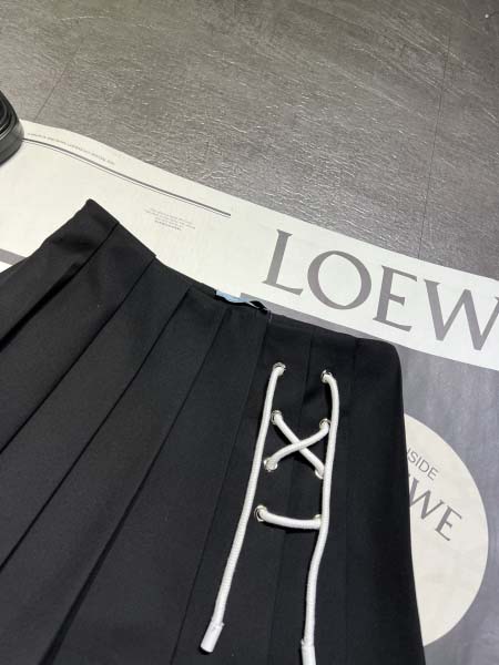 2026年4月4日入荷春夏新作Prada 高級品復刻 女性服 KL工場