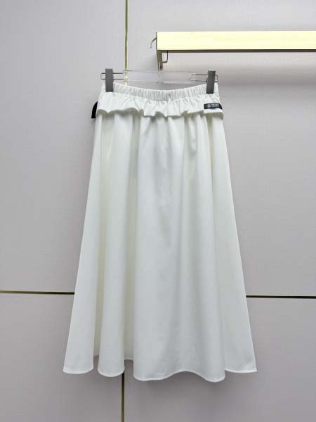 2026年4月4日入荷春夏新作Prada 高級品復刻 女性服 KL工場