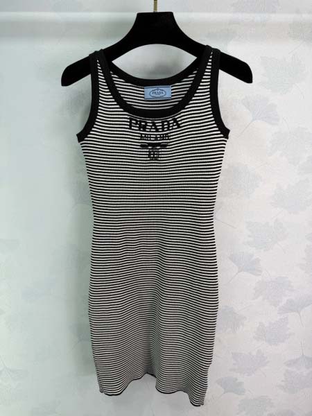 2026年4月4日入荷春夏新作Prada 高級品復刻 女性服 KL工場