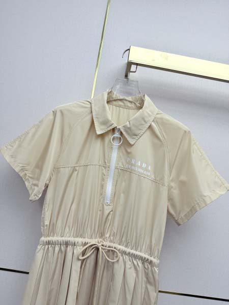 2026年4月4日入荷春夏新作Prada 高級品復刻 女性服 KL工場