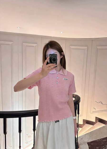 2026年4月9日入荷早春新作Miumiuニットトップ女性用ファッション/誕生日プレゼント/贈り物 can工場