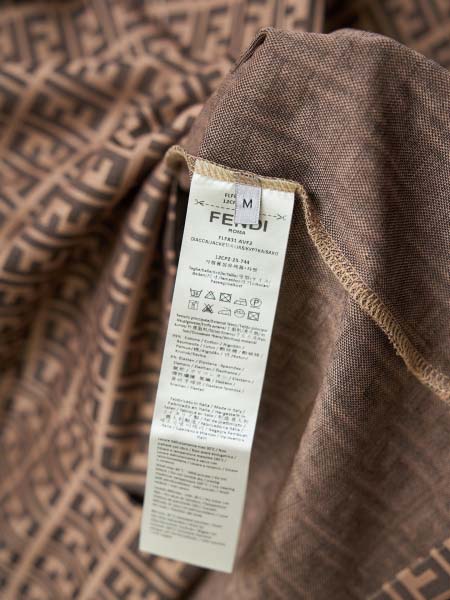 2026年4月23日春夏新作FENDI半袖 tシャツ高品質/誕生日プレゼント/FF工場