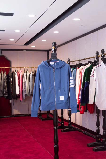 2026年4月1日入荷新作Thom Browneジャケット高...