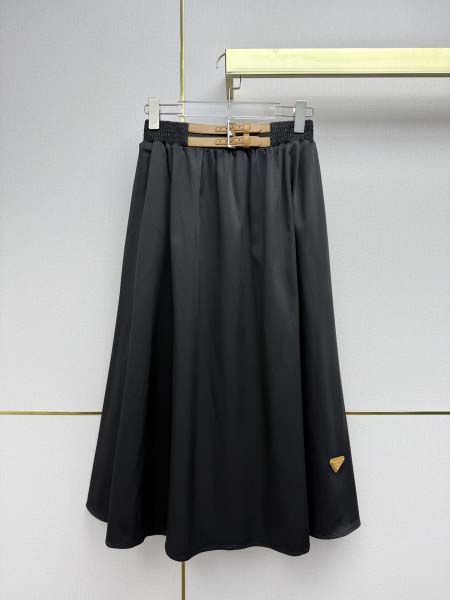 2026年4月4日入荷春夏新作Prada 高級品復刻 女性服...