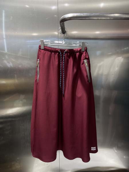 2026年4月9日入荷早春新作Miumiuスカート女性用ファ...