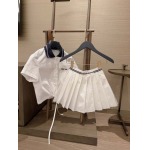 2026年4月9日入荷早春新作Miumiu女性用ファッション/誕生日プレゼント/贈り物 can工場