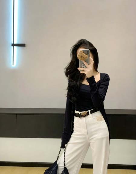 2026年4月9日入荷早春新作Miumiuジーパン女性用ファ...