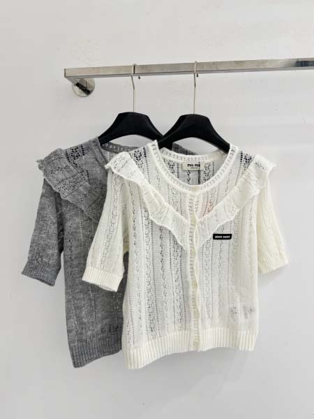 2026年4月9日入荷早春新作Miumiu女性用ファッション...