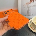 2026年4月10日入荷新作Louis VuittonIphoneケース全機種対応携帯ファッション/誕生日プレゼント/贈り物