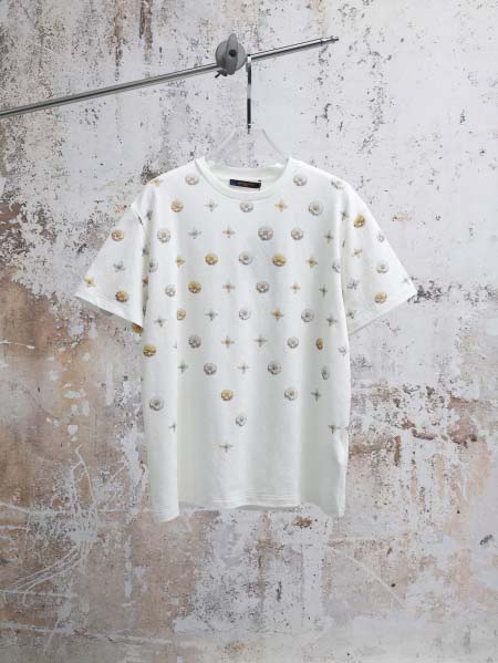 2026年4月18日新作LOUIS VUITTON半袖 tシャツ高品質/誕生日プレゼント/FF工場