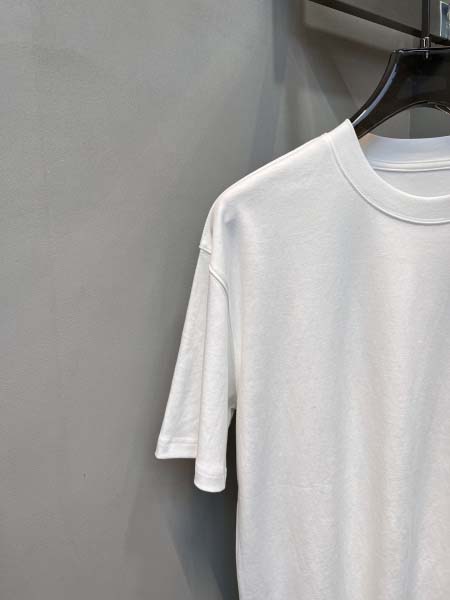 2026年5月11日入荷新作VALENTINO半袖Tシャツ春夏高品質超厳選★入手困難/UP工場