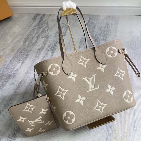 2026年5月11日入荷Louis Vuitton バッグM14319M13758  M47143M46482M46599   M45685 M45684 M45686    M46516  M46514  M46329 M45686  M