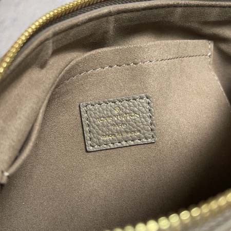 2026年5月11日入荷Louis Vuitton バッグM25904M24255 M24114 M24256  M24132 Mahina Hand It All 29.0 x 18.0 x 13.0    32.0 x 29高品質新作/