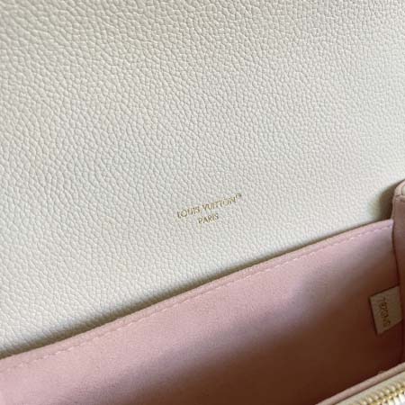 2026年5月11日入荷Louis Vuitton バッグM27575    Pochette M tis East West  Monogram Empreinte    S-lock    13.5 x 6 x 21.5高品質新作/誕生