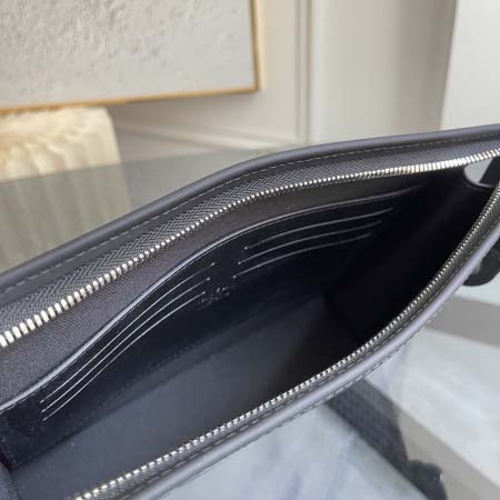 2026年5月11日入荷Louis Vuitton バッグN60444 Pochette Voyage  Damier Graphite 3D   27 x 21 x 6Damier Graphi高品質新作/誕生日プレゼント/XS工場