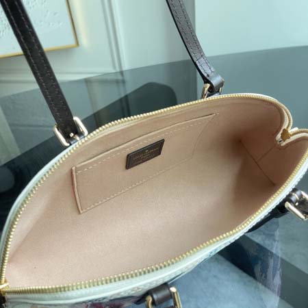 2026年5月11日入荷Louis Vuitton バッグSQUIRE EAST WEST 高品質新作/誕生日プレゼント/XS工場