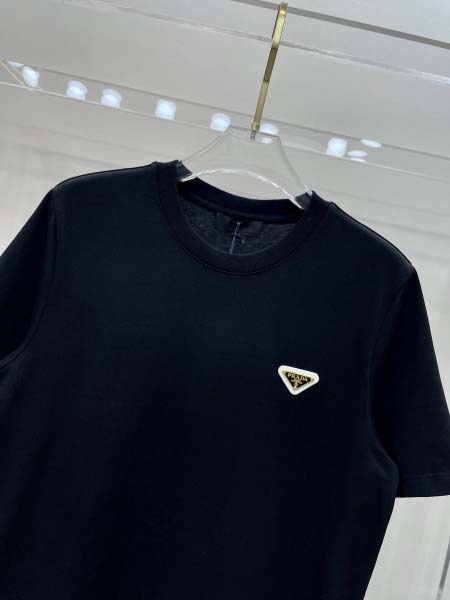 2026年5月13日春夏入荷新作Prada半袖 tシャツ人気商品/FX工場