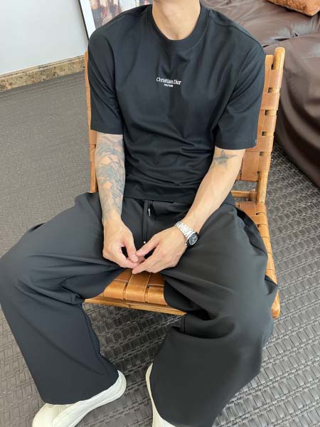 2026年5月13日春夏入荷新作Dior 半袖 tシャツ人気商品/FX工場