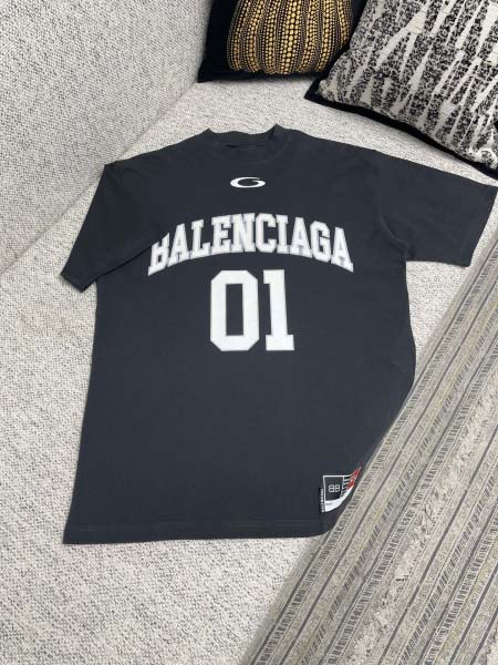 2026年5月7日入荷新作Balenciaga半袖 Tシャツ高級品/DUW工場