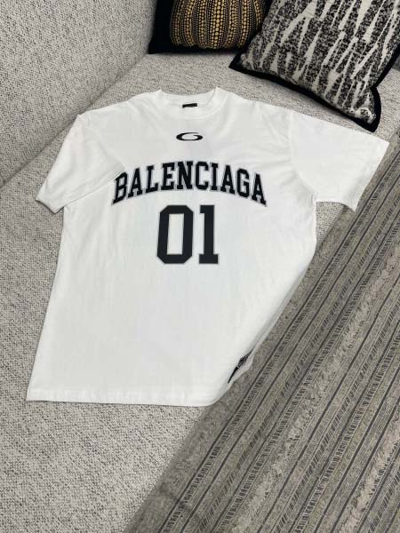 2026年5月7日入荷新作Balenciaga半袖 Tシャツ高級品/DUW工場