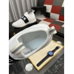 2026年5月8日入荷新品Dsquared2  カジュアルシューズ/スニーカー｜メンズ靴人気本革製ギフト/誕生日/TL工場