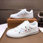 2026年5月8日入荷新品Louis Vuittonカジュアルシューズ/スニーカー｜メンズ靴人気本革製ギフト/誕生日/TL工場