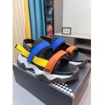 2026年5月8日入荷新品Dsquared2  カジュアルシューズ/スニーカー｜メンズ靴人気本革製ギフト/誕生日/TL工場