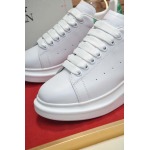 2026年5月8日入荷新品Alexander McQueenカジュアルシューズ/スニーカー｜メンズ靴人気本革製ギフト/誕生日/TL工場