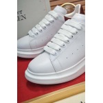 2026年5月8日入荷新品Alexander McQueenカジュアルシューズ/スニーカー｜メンズ靴人気本革製ギフト/誕生日/TL工場