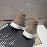 2026年5月8日入荷新品Dsquared2  カジュアルシューズ/スニーカー｜メンズ靴人気本革製ギフト/誕生日/TL工場