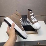2026年5月8日入荷新品Dsquared2  カジュアルシューズ/スニーカー｜メンズ靴人気本革製ギフト/誕生日/TL工場