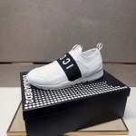 2026年5月8日入荷新品Dsquared2  カジュアルシューズ/スニーカー｜メンズ靴人気本革製ギフト/誕生日/TL工場