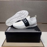 2026年5月8日入荷新品Dsquared2  カジュアルシューズ/スニーカー｜メンズ靴人気本革製ギフト/誕生日/TL工場