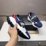 2026年5月8日入荷新品Dsquared2  カジュアルシューズ/スニーカー｜メンズ靴人気本革製ギフト/誕生日/TL工場