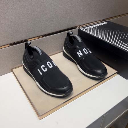 2026年5月8日入荷新品Dsquared2  カジュアルシ...