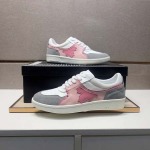 2026年5月8日入荷新品Dsquared2  カジュアルシューズ/スニーカー｜メンズ靴人気本革製ギフト/誕生日/TL工場